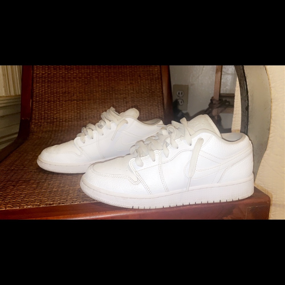 Jordan women’s shoe